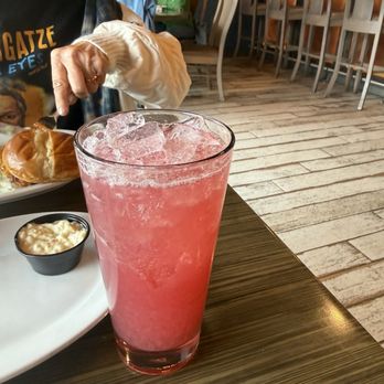 Ruby Tuesday - Raspberry lemonade - American Near Me - Sioux Falls, South Dakota Ruby Tuesday - Raspberry lemonade - American Near Me - Sioux Falls, South Dakota