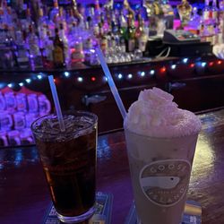 Smith's Tavern - Cocktail time!