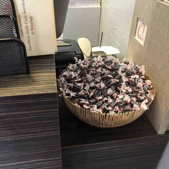 Q Spa Nails - Front desk has a huge bowl of tootsie rolls - Nail Salons Near Me - Fort Worth, Texas Q Spa Nails - Front desk has a huge bowl of tootsie rolls - Nail Salons Near Me - Fort Worth, Texas