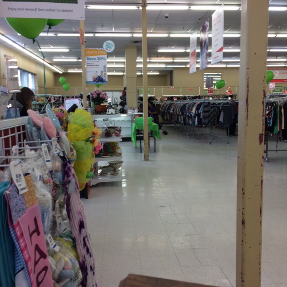 Value Village - Thrift Stores Near Me - Puyallup, Washington Value Village - Thrift Stores Near Me - Puyallup, Washington