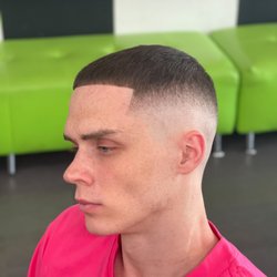 J Scott The Barber - Classic bald fade / line up