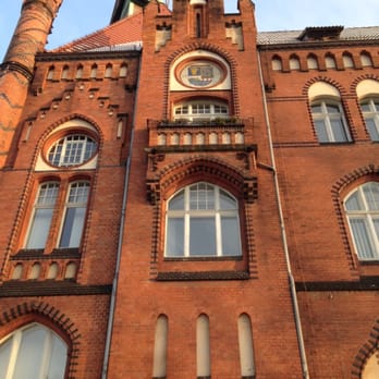 Rathaus Lichtenberg - Town Hall Near Me - Berlin, BE