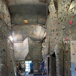 The walls right next to the entrance