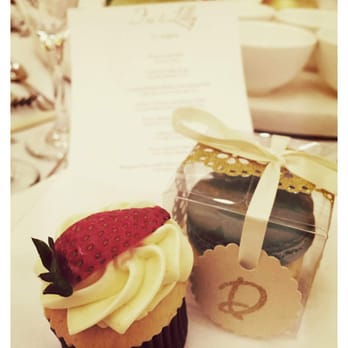 MaiCay Sweets Macarons - A magical addition to our wedding was Cindy's delicious macarons - Macarons Near Me MaiCay Sweets Macarons - A magical addition to our wedding was Cindy's delicious macarons - Macarons Near Me