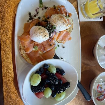Another Broken Egg Cafe - Smoked Salmon Benedict - Breakfast & Brunch Near Me - Houston, Texas