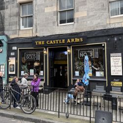 Castle Arms - Storefront