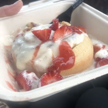 Cinnaholic - Strawberry lemonade - Bakeries Near Me - Wilmington, North Carolina Cinnaholic - Strawberry lemonade - Bakeries Near Me - Wilmington, North Carolina