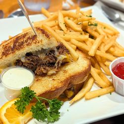 Mel's Drive-In - Short Rib Grilled Cheese