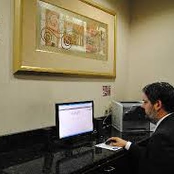 Club E Atlanta - workstations along one wall are available for members to do that quick hop on the internet to check email or whatever. - Shared Office Spaces Near Me - College Park, Georgia Club E Atlanta - workstations along one wall are available for members to do that quick hop on the internet to check email or whatever. - Shared Office Spaces Near Me - College Park, Georgia