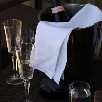 Andromeda Hotel - Fancy some champagne  in your room upon arrival? - Hotels Near Me - Oostende, VWV
