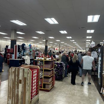 Buc-ee’s - Gas Stations Near Me - Smiths Grove, Kentucky Buc-ee’s - Gas Stations Near Me - Smiths Grove, Kentucky