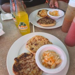 Pupusas Revueltas Pupusas Revueltas