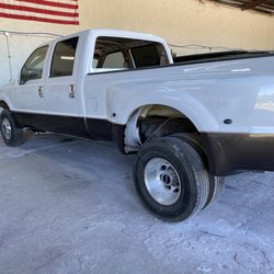 Pro Delux Collision Center