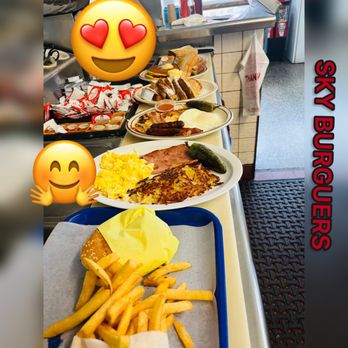 Sky Burgers - Desayunos Deliciosos - Burgers Near Me - Paramount, California Sky Burgers - Desayunos Deliciosos - Burgers Near Me - Paramount, California