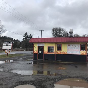 Big T BBQ - The outside - Burgers Near Me - Centralia, Washington Big T BBQ - The outside - Burgers Near Me - Centralia, Washington