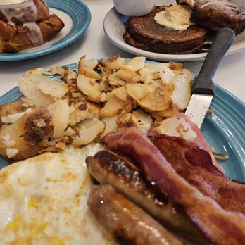 Blue Bench Brunchette - Breakfast & Brunch Near Me - Boise, Idaho Blue Bench Brunchette - Breakfast & Brunch Near Me - Boise, Idaho
