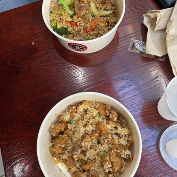 Ginger Asian Kitchen - Sushi Bars Near Me - Athens, Ohio Ginger Asian Kitchen - Sushi Bars Near Me - Athens, Ohio