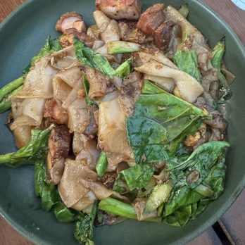 VeLa Brunch & Thai Restaurant - Pad See Ew - Breakfast & Brunch Near Me - San Jose, California VeLa Brunch & Thai Restaurant - Pad See Ew - Breakfast & Brunch Near Me - San Jose, California