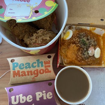Jollibee - Jollibee 6pc chicken, palabok noodles, peach mango pie and ube pie - Chicken Shop Near Me - Toronto, Alberta