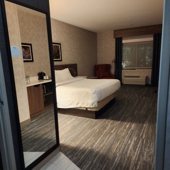 Hilton Garden Inn Bend - Hotels Near Me - Bend, Oregon