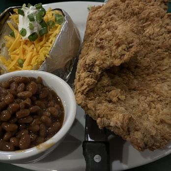 Spanky's Restaurant - Chicken Fried steak - New American Near Me - Orange, Texas