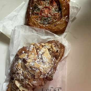 House Roots Coffee - Almond Yuzu Croissant & Tomato Pesto Danish - Coffee & Tea Near Me - Granada Hills, California House Roots Coffee - Almond Yuzu Croissant & Tomato Pesto Danish - Coffee & Tea Near Me - Granada Hills, California