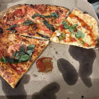 MOD Pizza - Margarita - Fast Food Near Me - Cottleville, Missouri MOD Pizza - Margarita - Fast Food Near Me - Cottleville, Missouri