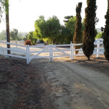 Mpi Fence - Main driveway gate to street. - Fences & Gates Near Me Mpi Fence - Main driveway gate to street. - Fences & Gates Near Me