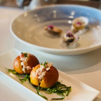 MW Restaurant - New American Near Me - Honolulu, Hawaii