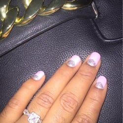 Four Seasons Nail - Nails after the design