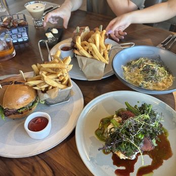 Restaurant 917 - New American Near Me - Carson, California