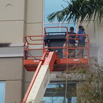 Glass Act Cleaning - Window Washing Near Me - Davie, Florida Glass Act Cleaning - Window Washing Near Me - Davie, Florida