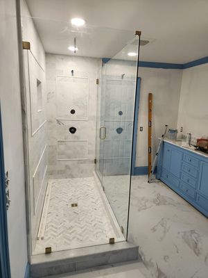 Shower Glass - We can handle all of your shower glass needs! Call today for your next shower! Shower Glass - We can handle all of your shower glass needs! Call today for your next shower!