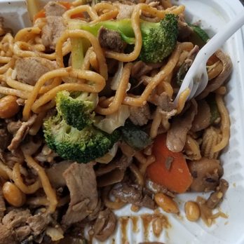 Li's Mongolian BBQ - Dry, and I requested many sauces! - Barbeque Near Me - Carmichael, California