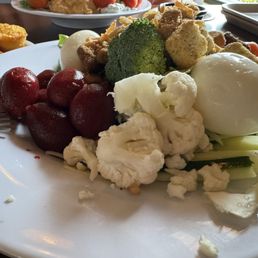 Salad bar 6.2.24 Salad bar 6.2.24