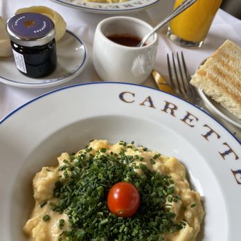Carette - brunch - Patisserie/Cake Shop Near Me - Paris, 75 Carette - brunch - Patisserie/Cake Shop Near Me - Paris, 75
