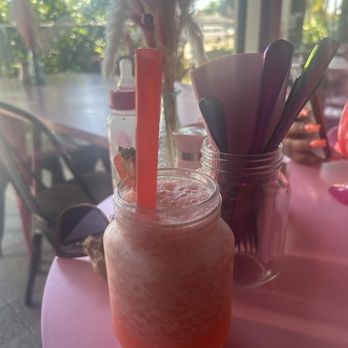 Pink Cafe - Fresh squeezed strawberry lemonade - Cafes Near Me - Hallandale Beach, Florida Pink Cafe - Fresh squeezed strawberry lemonade - Cafes Near Me - Hallandale Beach, Florida