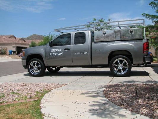 Taurus Plumbing Logo