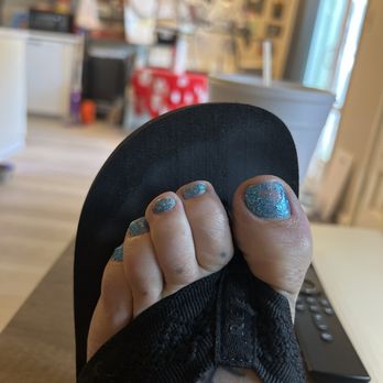 QPH Top Nail - Polishing was garbage. Worst experience ever. - Nail Technicians Near Me - Sacramento, California QPH Top Nail - Polishing was garbage. Worst experience ever. - Nail Technicians Near Me - Sacramento, California