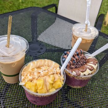 Hana Bowls - Hana Bowl and Cacao Bowl plus iced coffee and iced coconut latte - Juice Bars & Smoothies Near Me - Hana, Hawaii Hana Bowls - Hana Bowl and Cacao Bowl plus iced coffee and iced coconut latte - Juice Bars & Smoothies Near Me - Hana, Hawaii