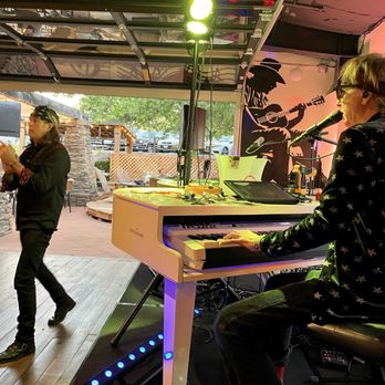 Blast and Brew - Dualing Pianos.  Awesome fun - Beer Bar Near Me - Atascadero, California