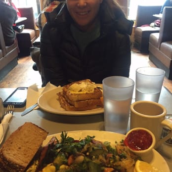 Brookline Lunch - The Ultimate Omelet! My daughter has powdered French Toast. - Diners Near Me - Cambridge, Massachusetts