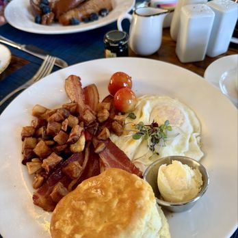 Lifesaving Station - Outer Banks Breakfast - Breakfast & Brunch Near Me - Duck, North Carolina Lifesaving Station - Outer Banks Breakfast - Breakfast & Brunch Near Me - Duck, North Carolina
