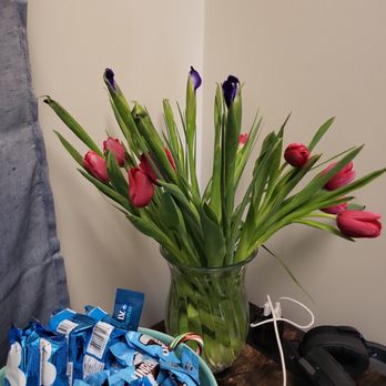 1-800-Flowers - What I received... - Florists Near Me - Brooklyn, New York