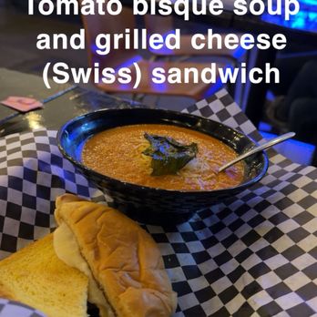 The Salty Beaver - Gastropubs Near Me - Longview, Washington