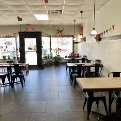 Jairo’s Taco Shop - Dining area