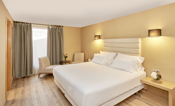 Hotel NH Collection Cáceres Palacio de Oquendo by null
