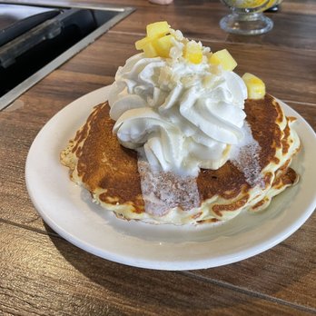 Slappy Cakes - Banana Macadamia Nut pancakes - Breakfast & Brunch Near Me - Lahaina, Hawaii Slappy Cakes - Banana Macadamia Nut pancakes - Breakfast & Brunch Near Me - Lahaina, Hawaii
