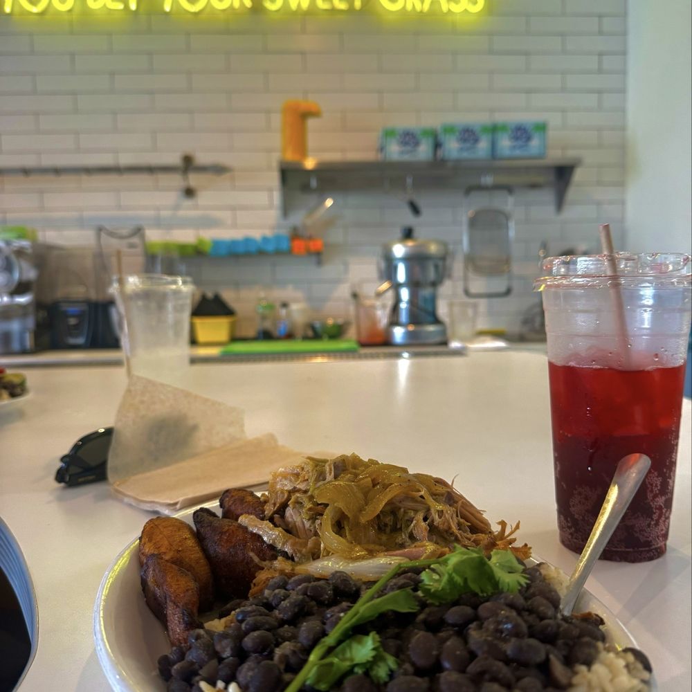 Bodega - Lechon Plato - Latin American Near Me - St Petersburg, Florida Bodega - Lechon Plato - Latin American Near Me - St Petersburg, Florida