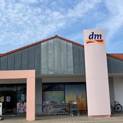 Dm-drogerie Markt - Dm-drogerie markt Emmerstedter Str.